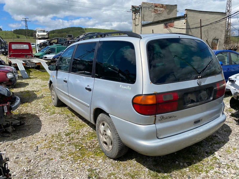 VW Sharan 1.8i, снимка 5 - Автомобили и джипове - 40652550