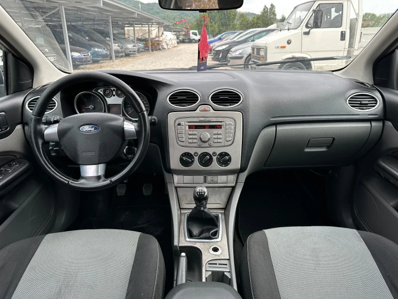 Ford Focus 1.6TDCI, снимка 9 - Автомобили и джипове - 42109352