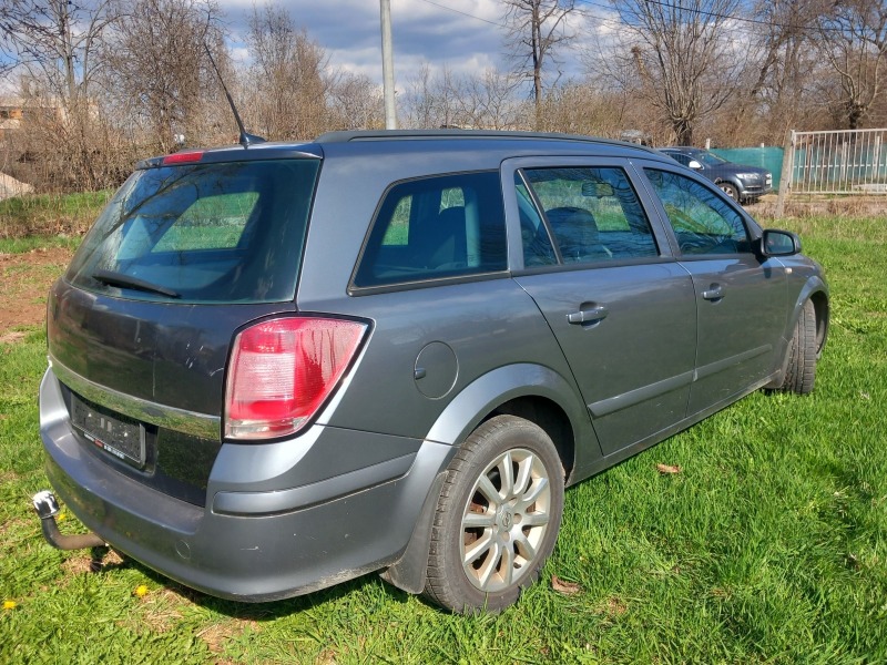 Opel Astra 1.7 CDTI / 101 k, снимка 2 - Автомобили и джипове - 44804839