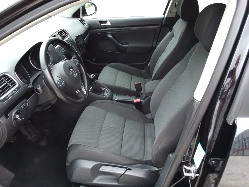 VW Golf 2.0TDI-140kc. 6ck., снимка 10 - Автомобили и джипове - 47411347