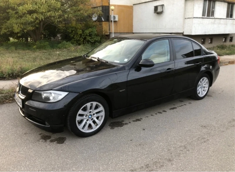 BMW 320 Седан , снимка 1 - Автомобили и джипове - 49420782