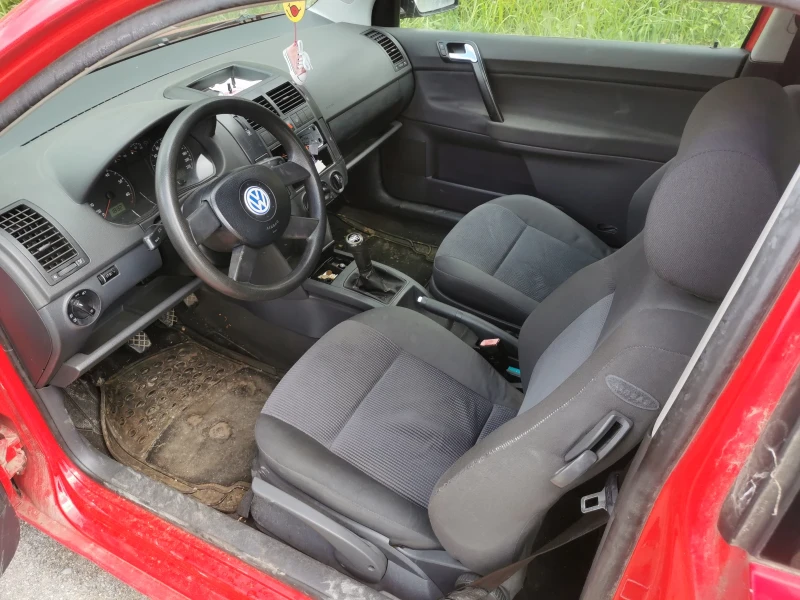 VW Polo, снимка 4 - Автомобили и джипове - 52429255