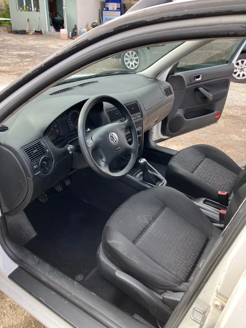 VW Golf, снимка 6 - Автомобили и джипове - 50554080