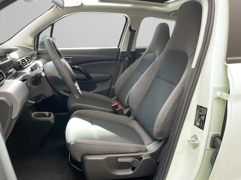 Leapmotor T03 EV 37, 3 kWh 95hp, снимка 12 - Автомобили и джипове - 52413280