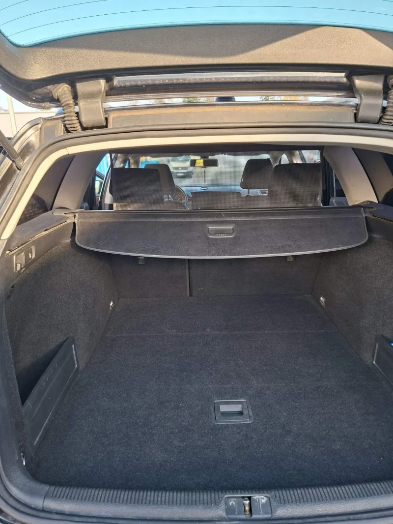 VW Passat 2.0 TDI, снимка 9 - Автомобили и джипове - 52515860