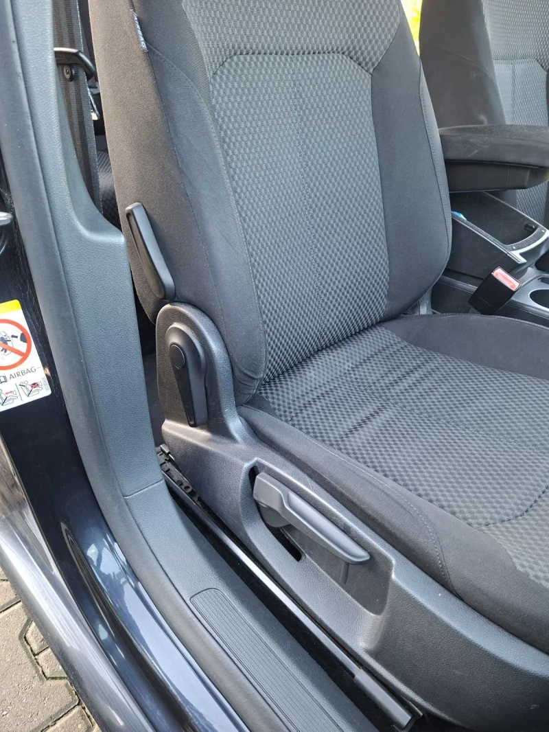 VW Passat 2.0 TDI, снимка 13 - Автомобили и джипове - 52515860