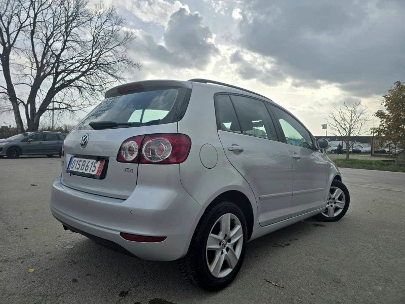 VW Golf Plus АВТОМАТ/КОЛЕДНА ПРОМОЦИЯ/КАМЕРА/NAVI, снимка 6 - Автомобили и джипове - 52802229