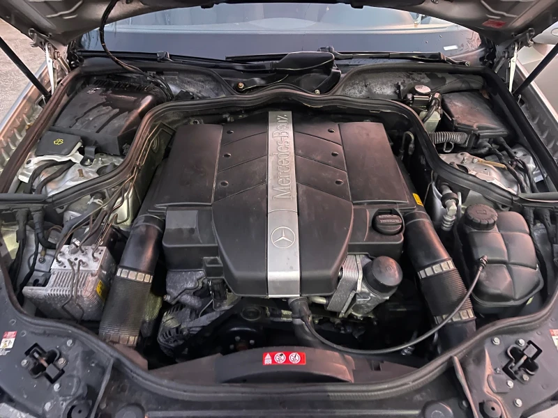 Mercedes-Benz E 240, снимка 14 - Автомобили и джипове - 52828644