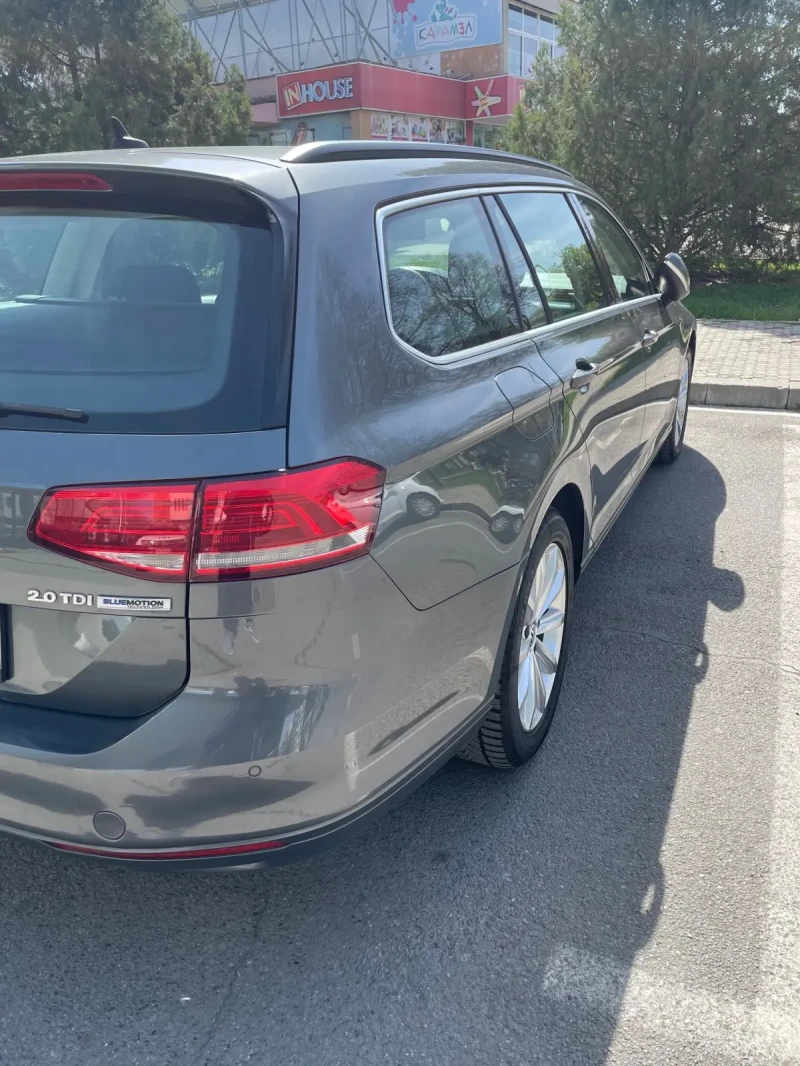 VW Passat, снимка 4 - Автомобили и джипове - 53207606