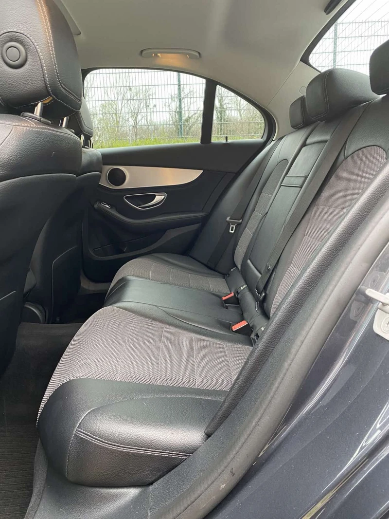 Mercedes-Benz C 180, снимка 7 - Автомобили и джипове - 53506362