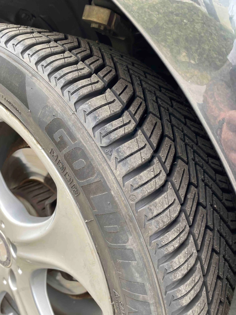 Mercedes-Benz C 180, снимка 11 - Автомобили и джипове - 53506362