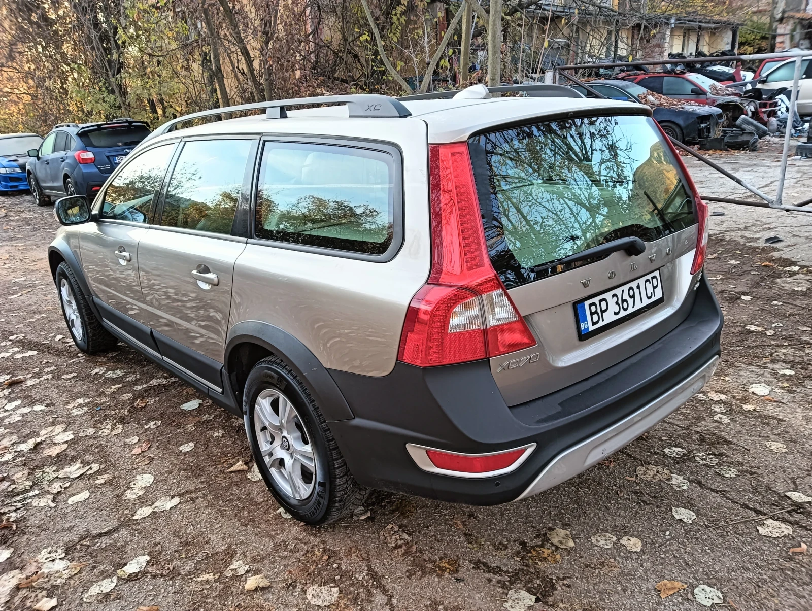 Volvo Xc70 2.4 d5 AWD - изображение 6