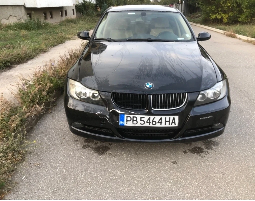 BMW 320 Седан  - изображение 7