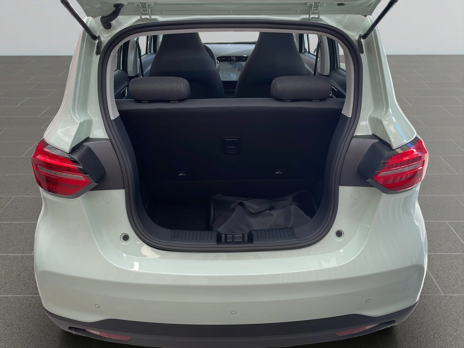 Leapmotor T03 EV 37, 3 kWh 95hp | Mobile.bg — изображение 15