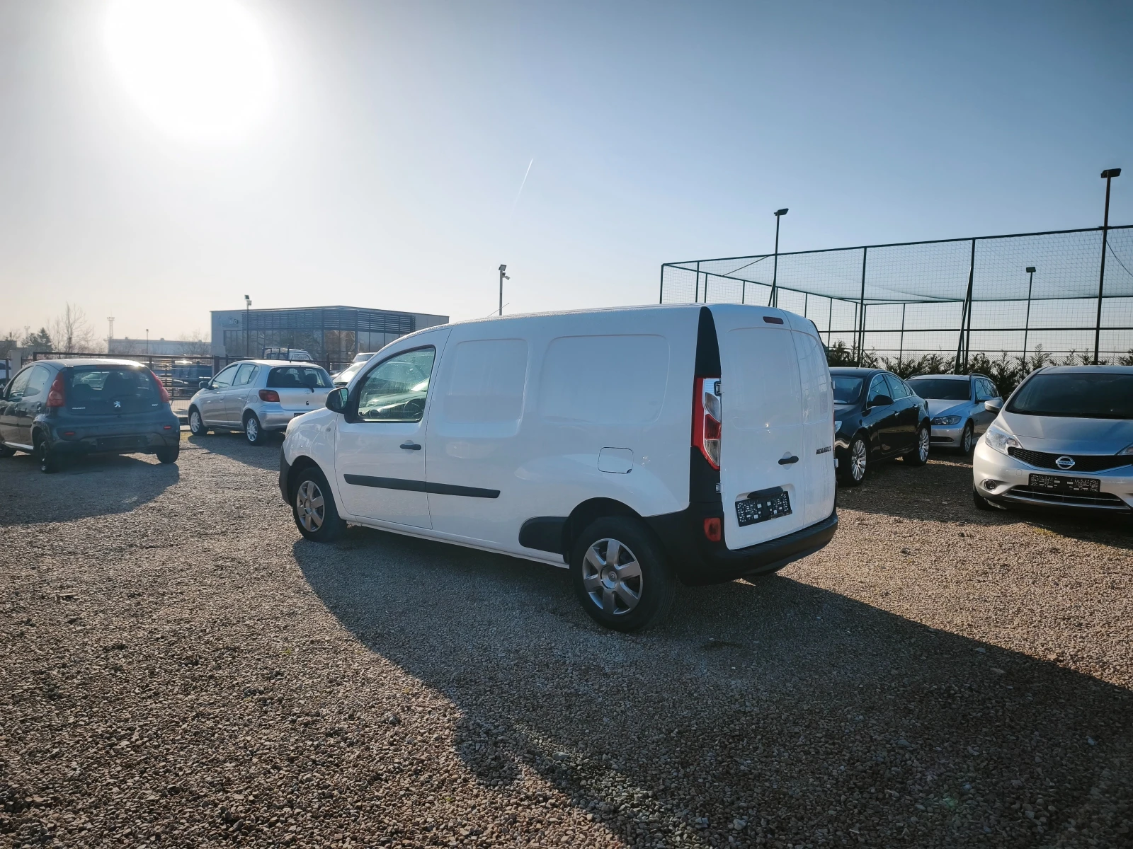 Renault Kangoo MAXI/3-места, снимка 9 - Автомобили и джипове - 53821542