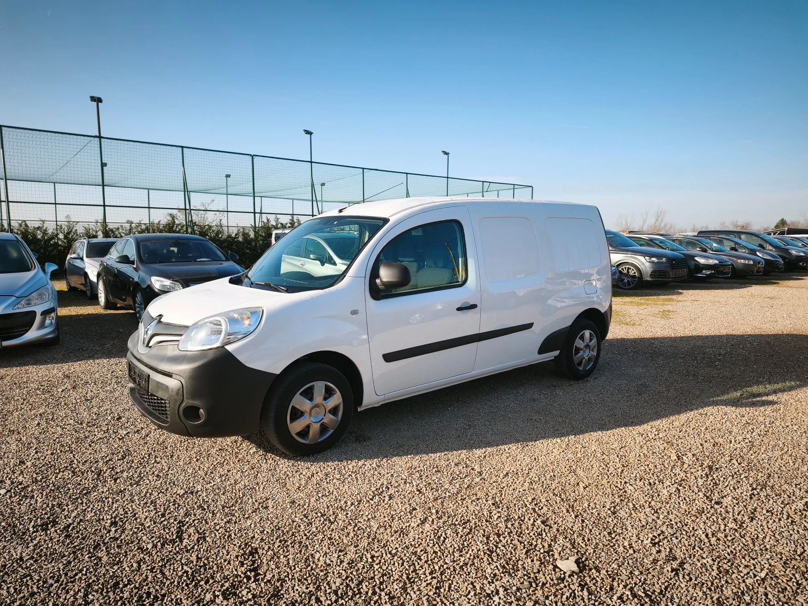 Renault Kangoo MAXI/3-места, снимка 10 - Автомобили и джипове - 53821542