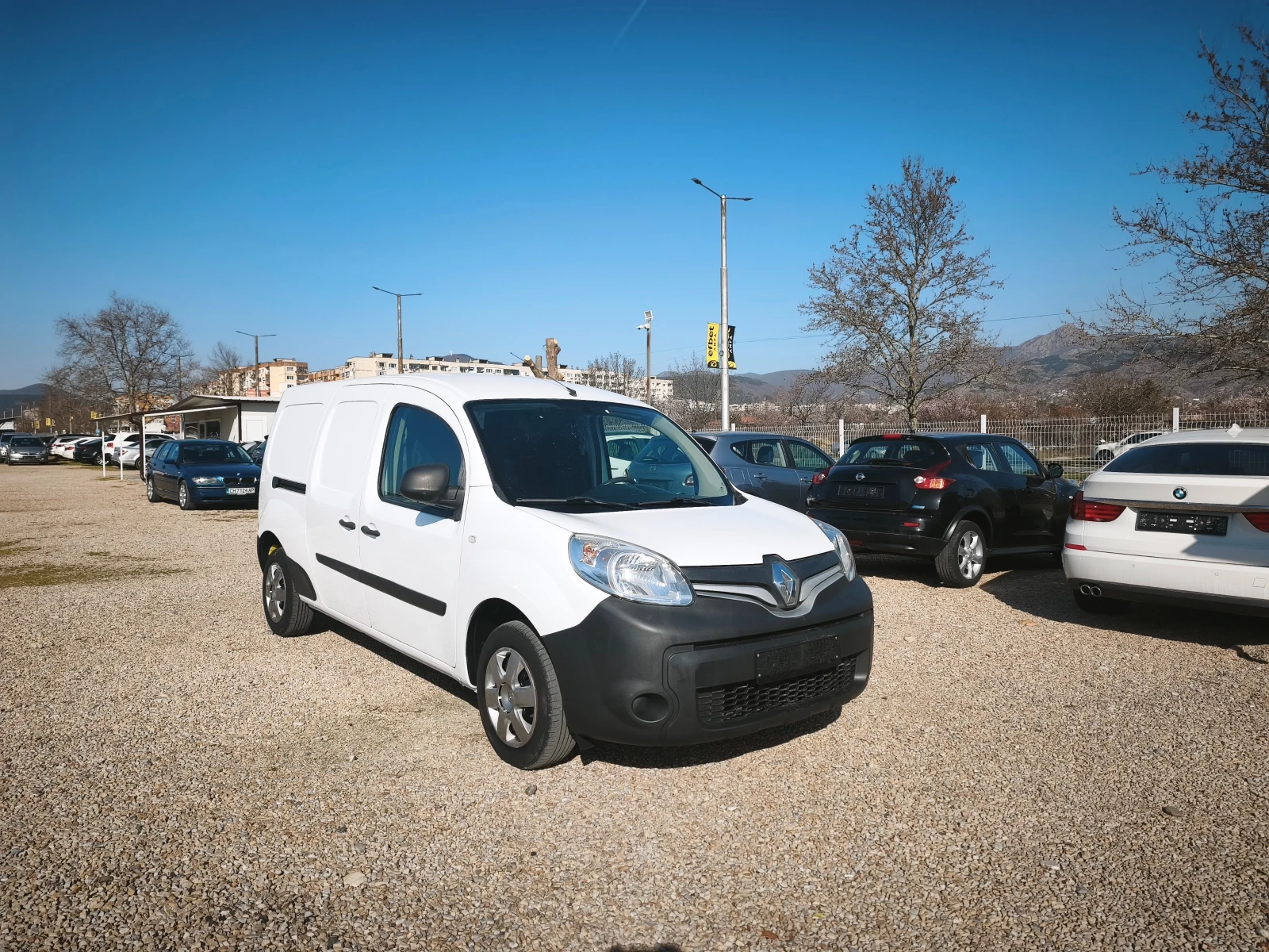 Renault Kangoo MAXI/3-места, снимка 3 - Автомобили и джипове - 53821542