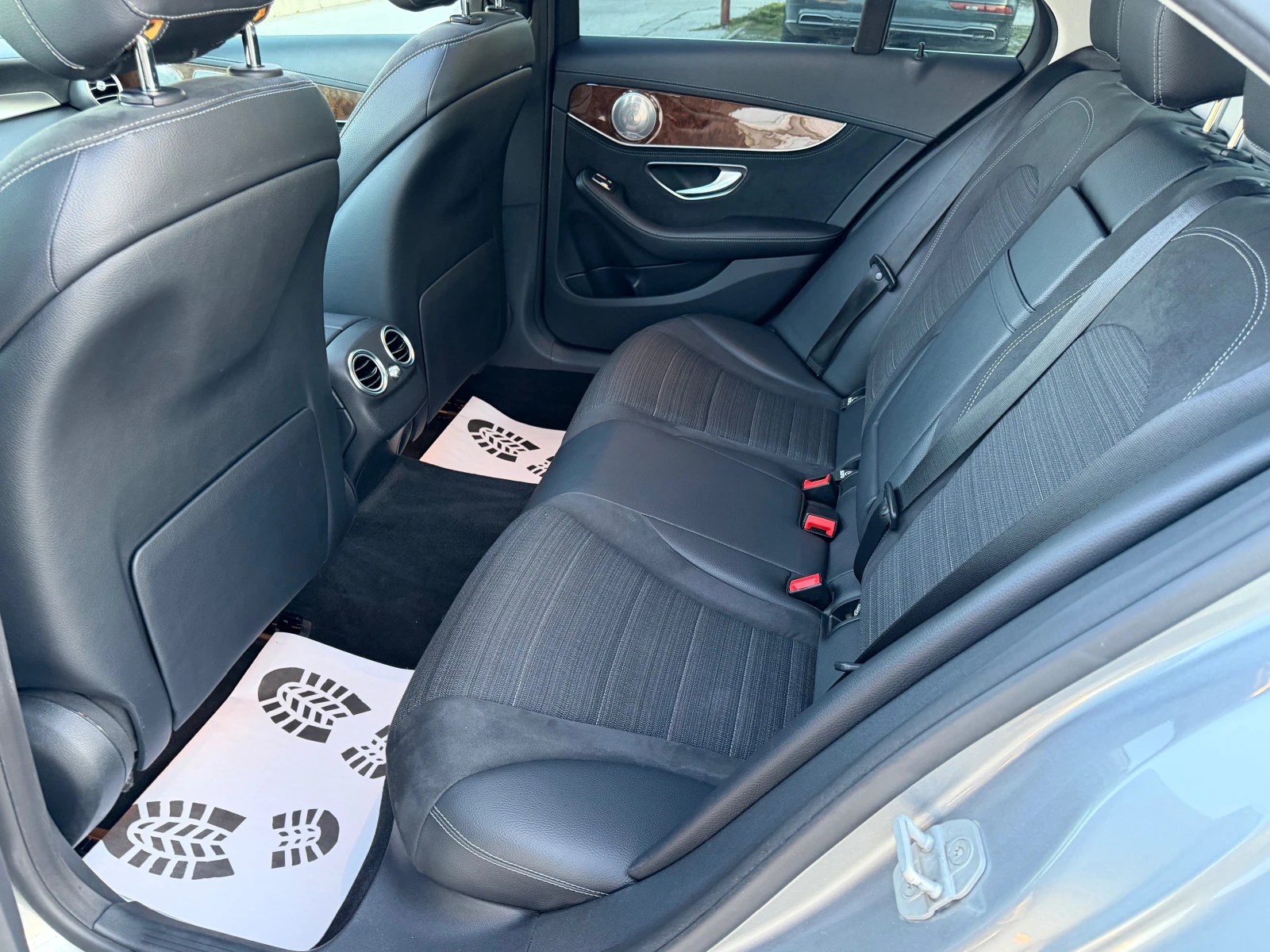 Mercedes-Benz C 220 2.2CDI, снимка 12 - Автомобили и джипове - 53830489