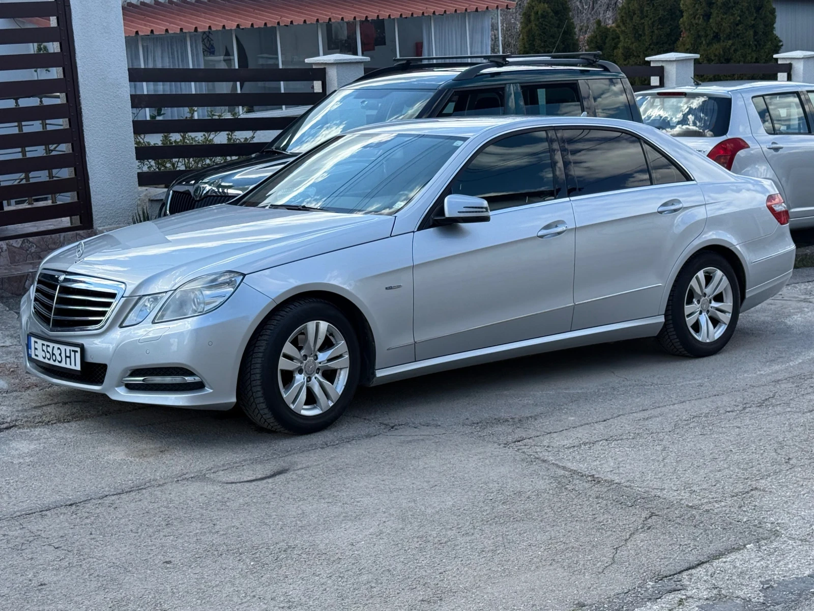 Mercedes-Benz E 220 2.2 CDI 170k.c. AVANTGARDE  FACE LIFT, снимка 14 - Автомобили и джипове - 54113750