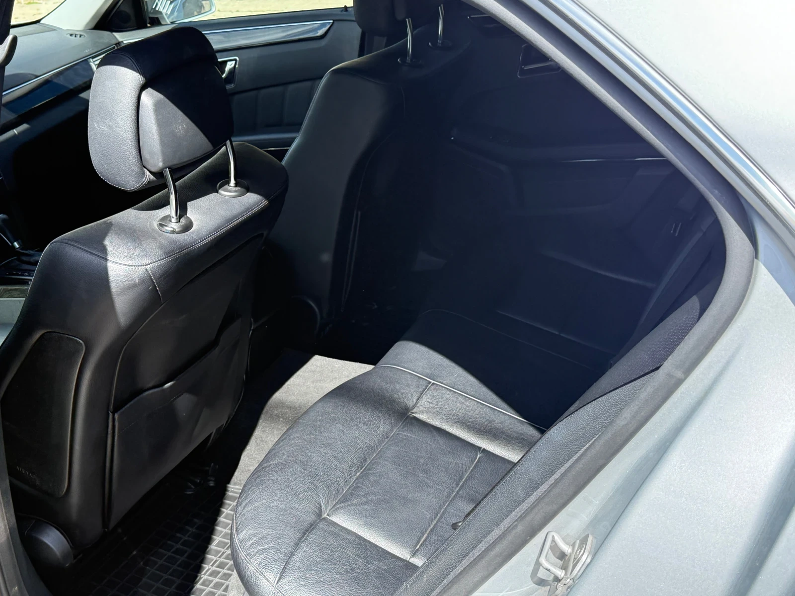 Mercedes-Benz E 220 2.2 CDI 170k.c. AVANTGARDE  FACE LIFT, снимка 7 - Автомобили и джипове - 54113750