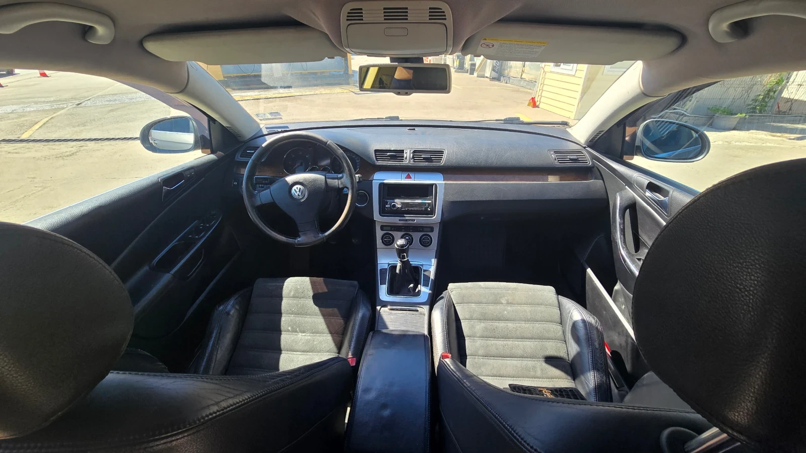 VW Passat 2.0TDi, снимка 9 - Автомобили и джипове - 54320612