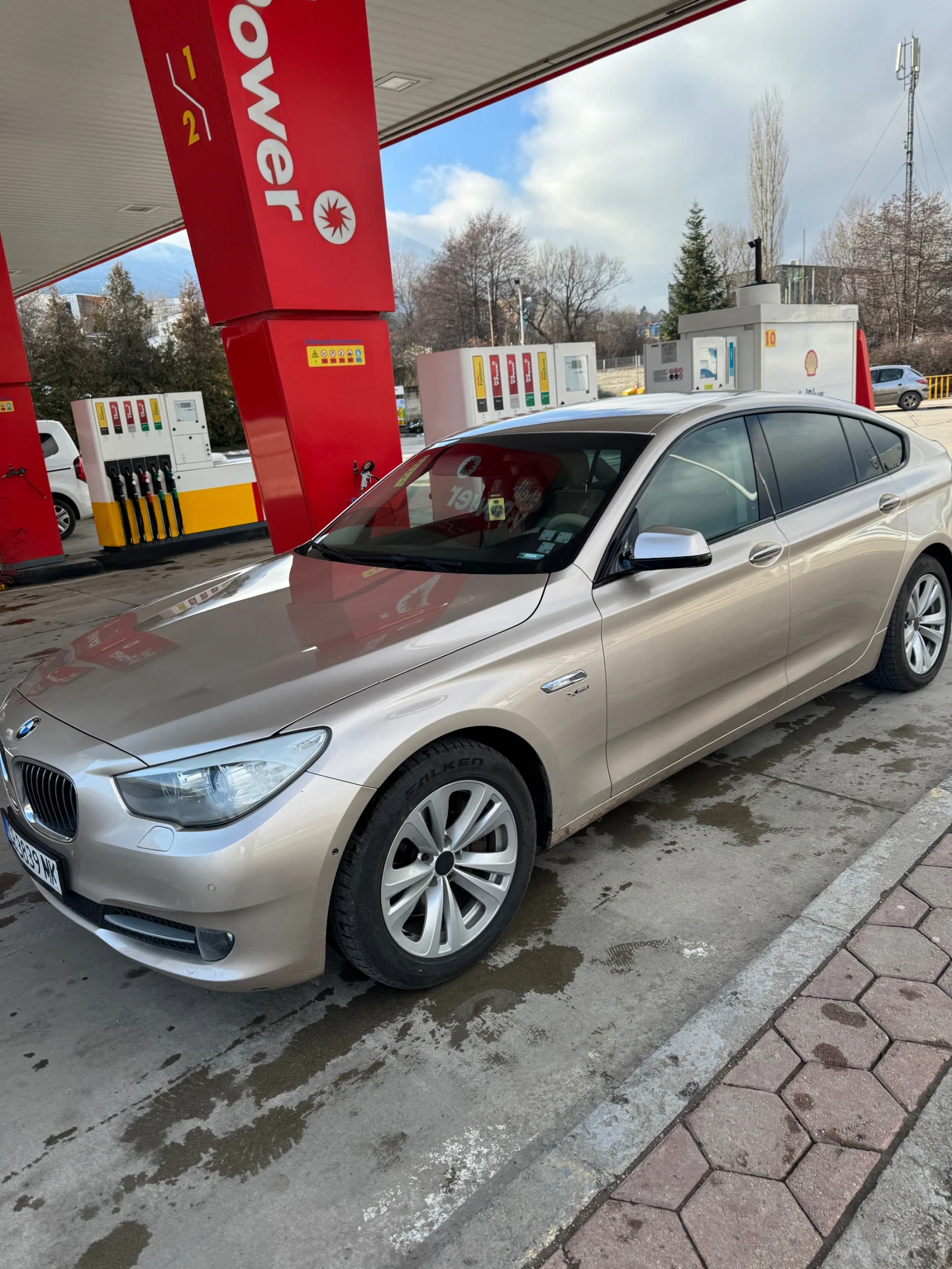 BMW 5 Gran Turismo 535i XDrive, снимка 2 - Автомобили и джипове - 55068355