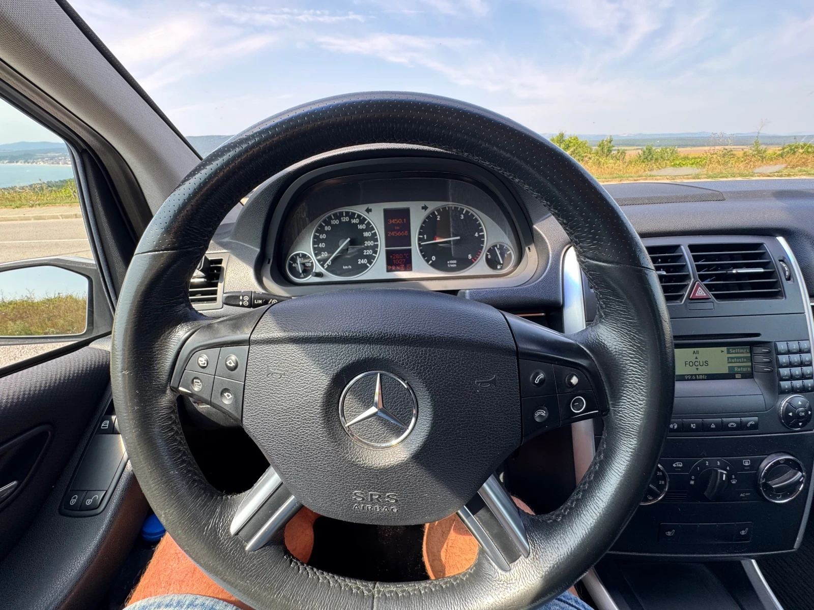 Mercedes-Benz B 200 Sport, снимка 16 - Автомобили и джипове - 55339874