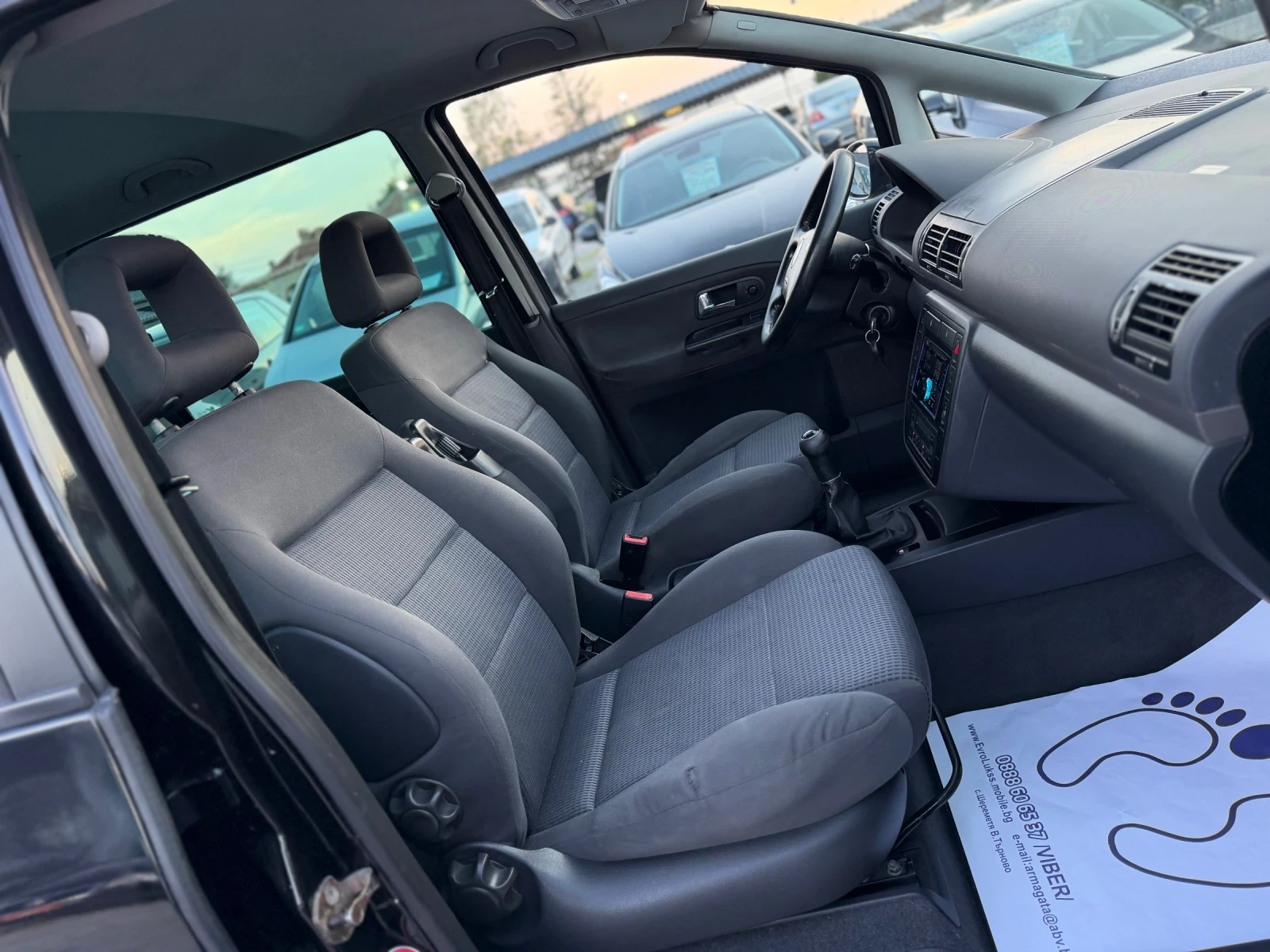VW Sharan 1.9TDI 131кс 6с 7-места КЛИМАТРОНИК, снимка 15 - Автомобили и джипове - 55377004