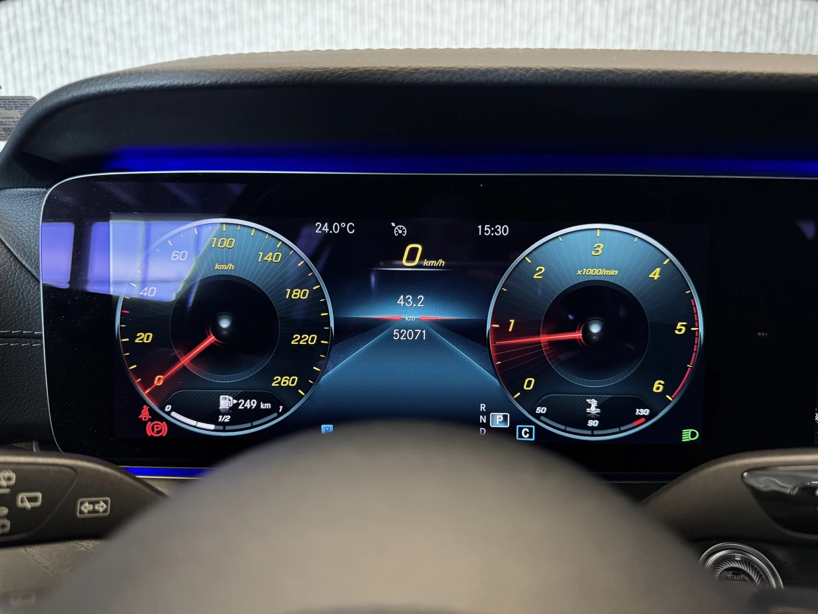 Mercedes-Benz E 220 d 4M AMG LINE PANO CAMERA | Mobile.bg � ����������� 11