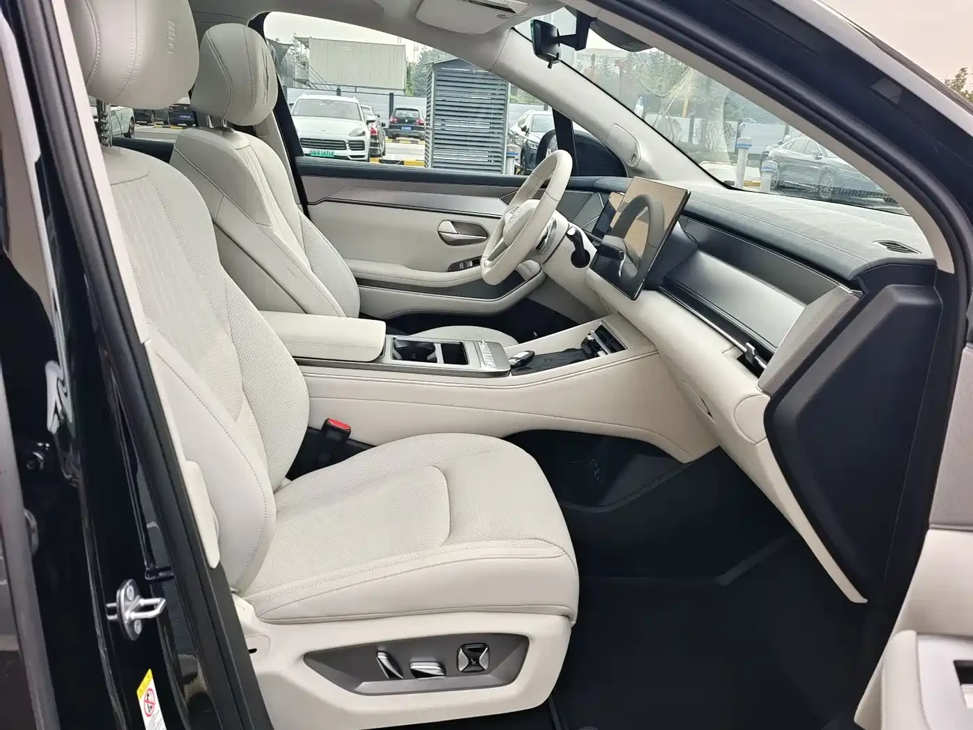 BYD Tang L 2025 EV 670KM LiDAR Premium, снимка 15 - Автомобили и джипове - 56640650