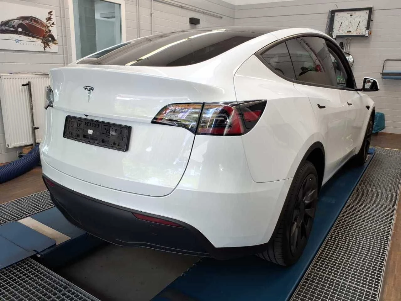 Tesla Model Y DMLR AWD, снимка 3 - Автомобили и джипове - 56707996
