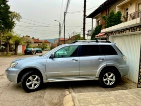 Mitsubishi Outlander 2.4i/НОВИ ЗИМНИ ГУМИ/LPG/АВТОМАТ, снимка 4