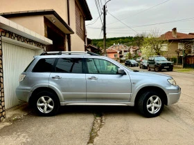Mitsubishi Outlander 2.4i/НОВИ ЗИМНИ ГУМИ/LPG/АВТОМАТ, снимка 3