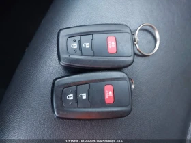 Toyota C-HR XLE* Кожа , снимка 12