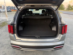 Kia Sorento 1.6 PHEV AWD /PREMIUM LUX / 360 КАМЕРА / ОБДУХВАНЕ, снимка 12