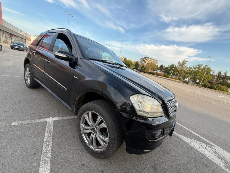 Mercedes-Benz ML 320 EDITION* ПРУЖИНИ* SPORT* LED, снимка 2 - Автомобили и джипове - 47371639