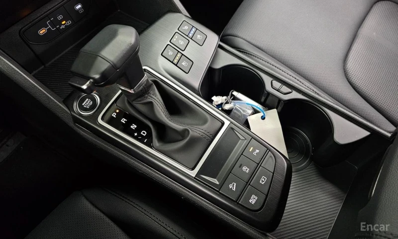 Kia Sportage, снимка 9 - Автомобили и джипове - 53408339