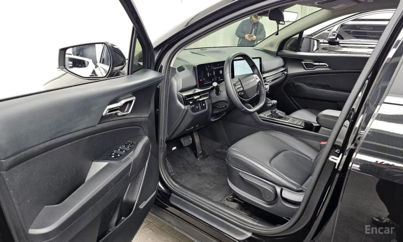 Kia Sportage, снимка 10 - Автомобили и джипове - 53408339