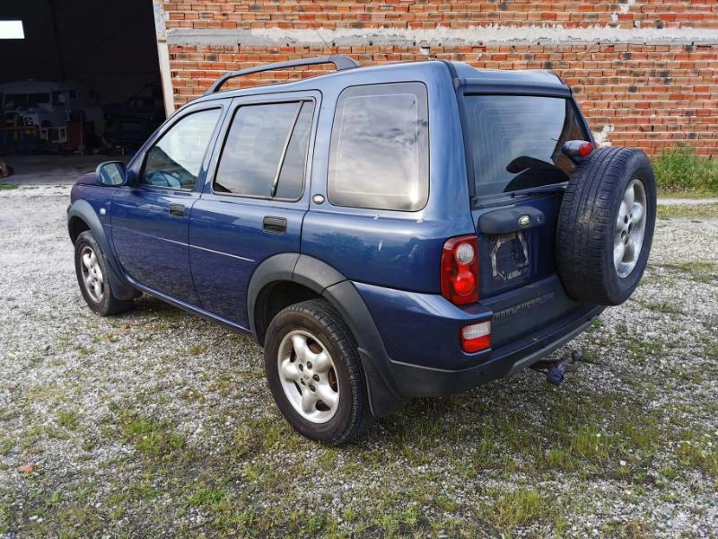 Land Rover Freelander 2.0 TD4, снимка 4 - Автомобили и джипове - 47534269