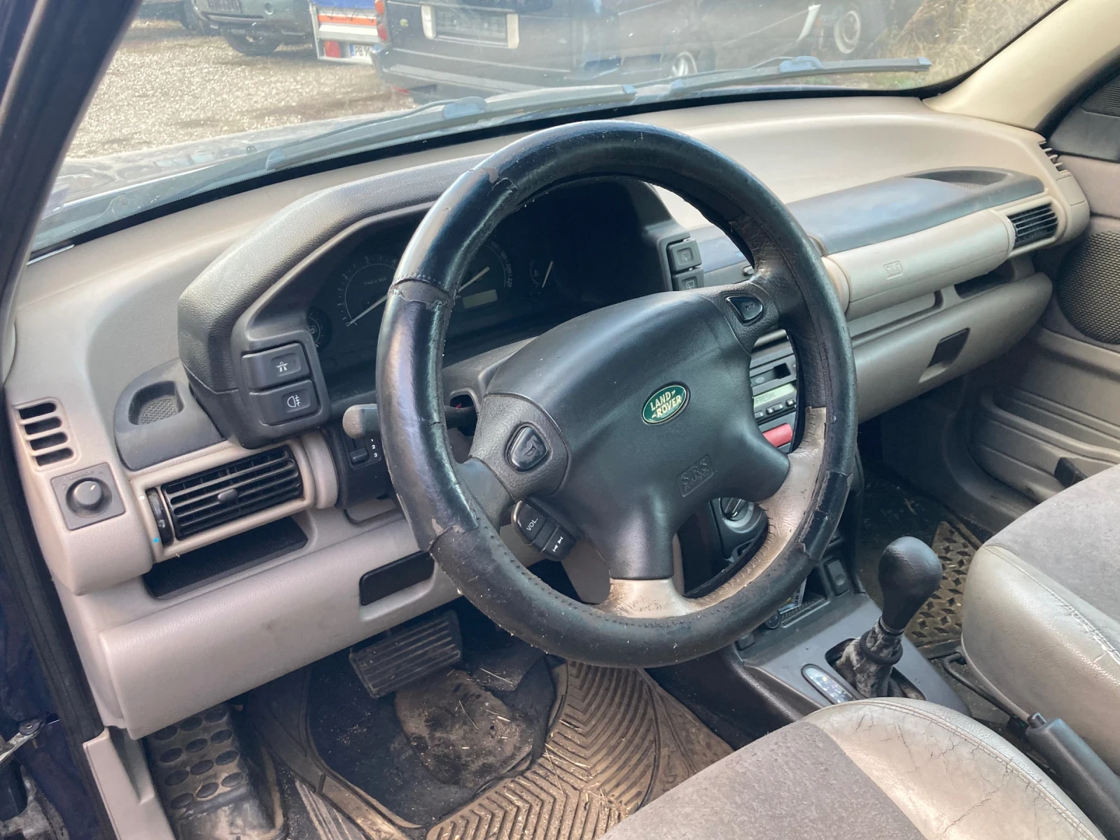 Land Rover Freelander 2.0 TD4 - изображение 7