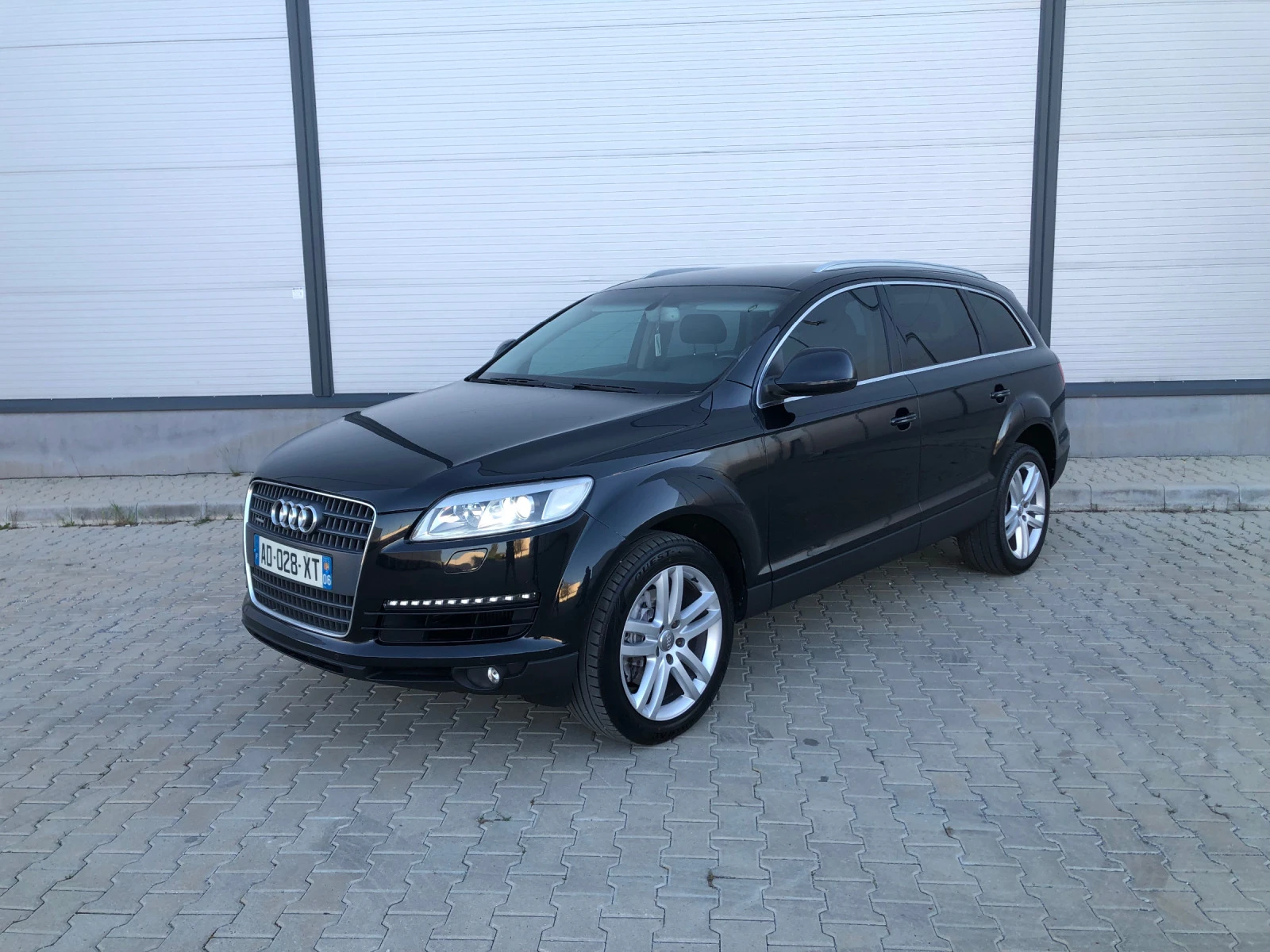 Audi Q7 3.0TDI* 233кс* КСЕНОН* ПОДГРЕВ* КАМЕРА - [1] 