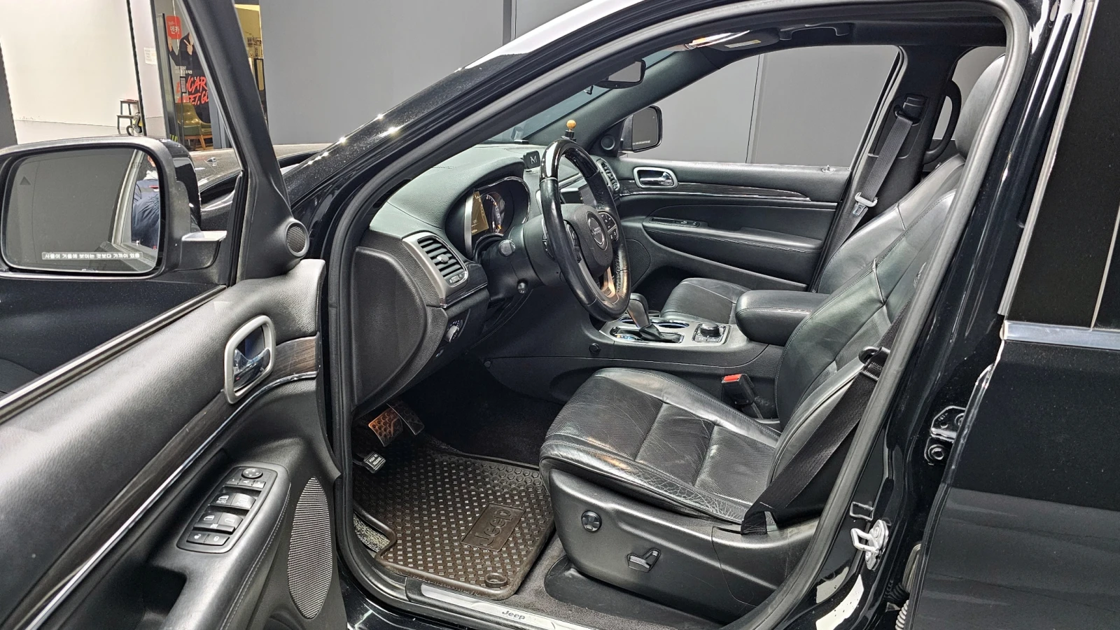 Jeep Grand cherokee 3.6 OVERLAND autogeorge.com | Mobile.bg � ����������� 10