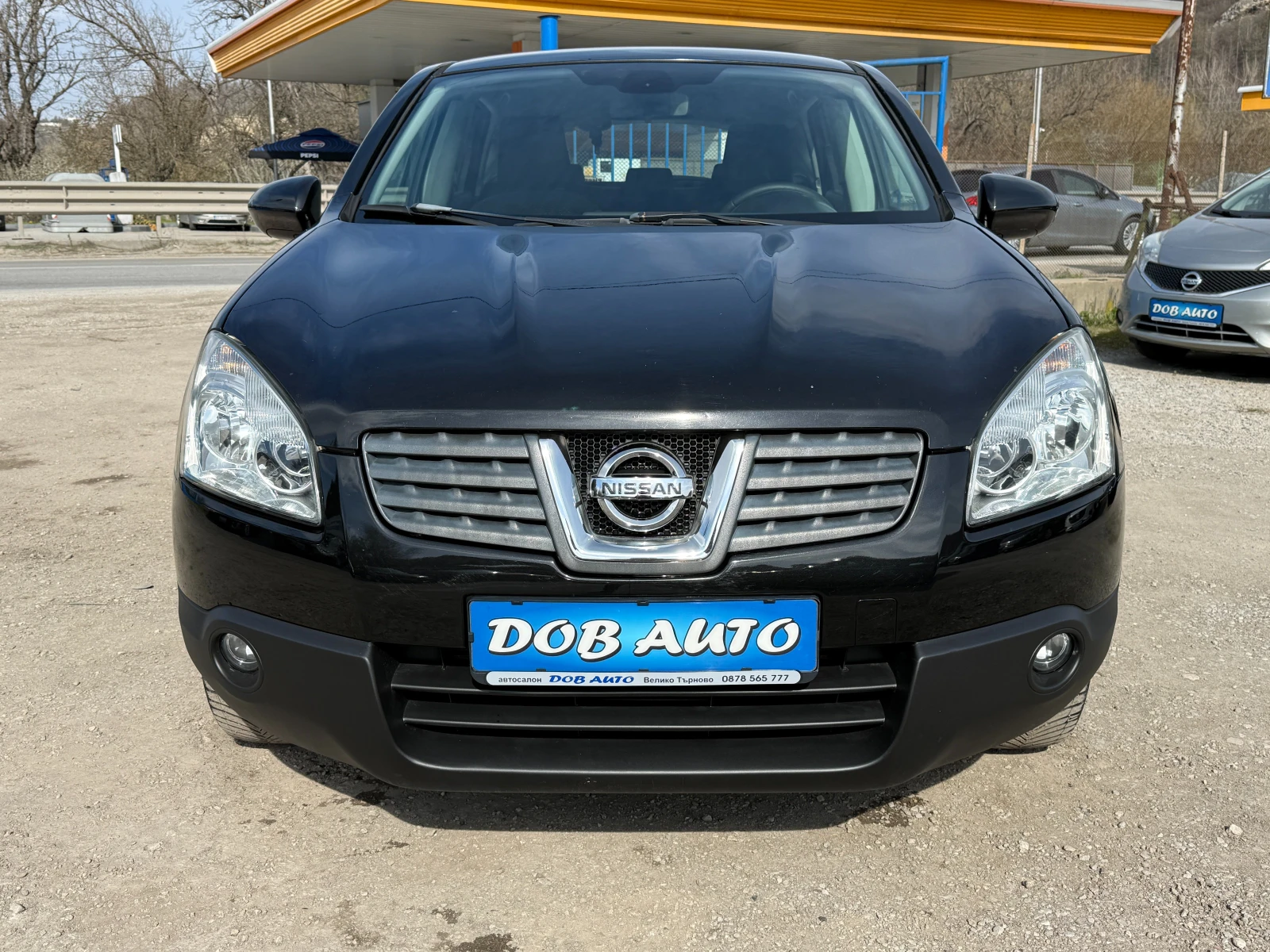 Nissan Qashqai 1.5 DCI-НАВИГАЦИЯ-КЛИМАТРОНИК-КАР ПЛЕЙ-ПАРКТРОНИК, снимка 2 - Автомобили и джипове - 53124275