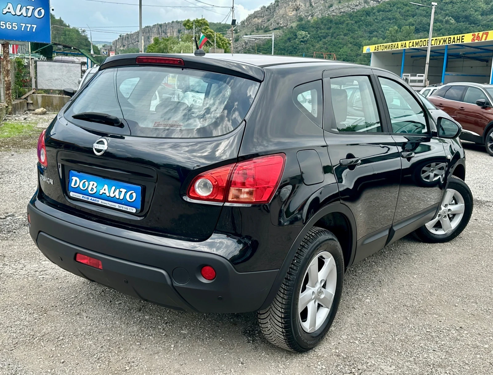 Nissan Qashqai 1.5 DCI-НАВИГАЦИЯ-КЛИМАТРОНИК-КАР ПЛЕЙ-ПАРКТРОНИК, снимка 6 - Автомобили и джипове - 53124275