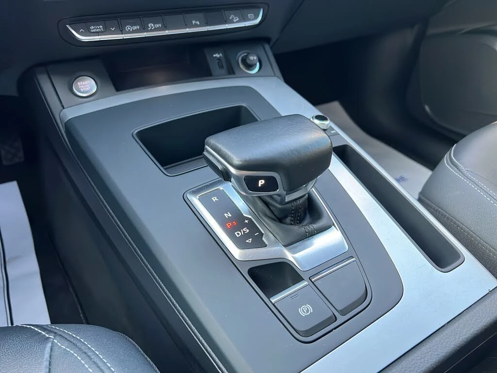 Audi Q5 АвтоКредит  (ЦЕНА ДО БГ), снимка 7 - Автомобили и джипове - 53804060