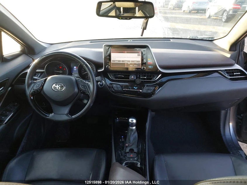 Toyota C-HR XLE* Кожа , снимка 9 - Автомобили и джипове - 53898679