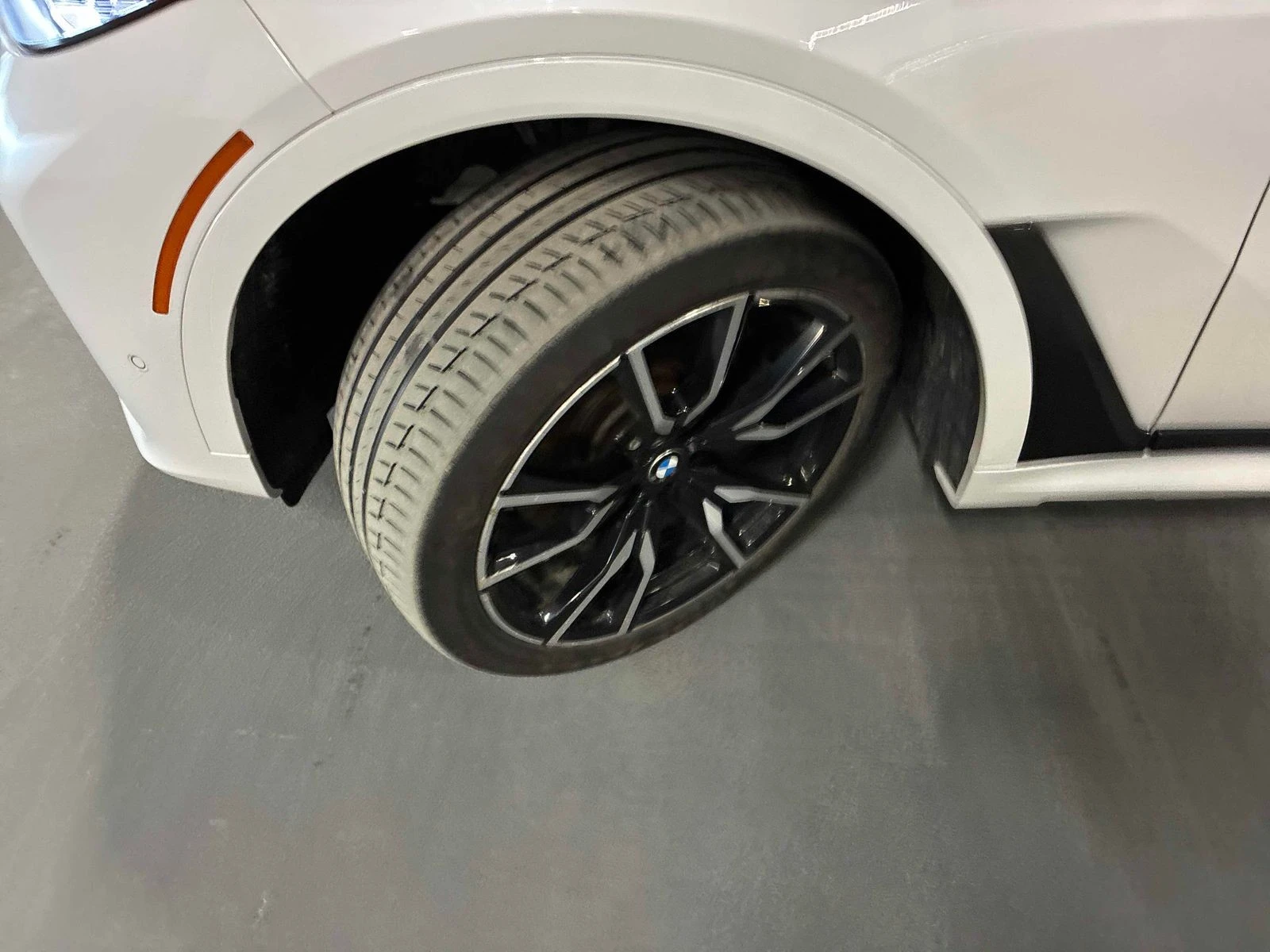 BMW X7 40I С РЕГИСТРАЦИЯ & АВТО КРЕДИТ, снимка 6 - Автомобили и джипове - 54060779