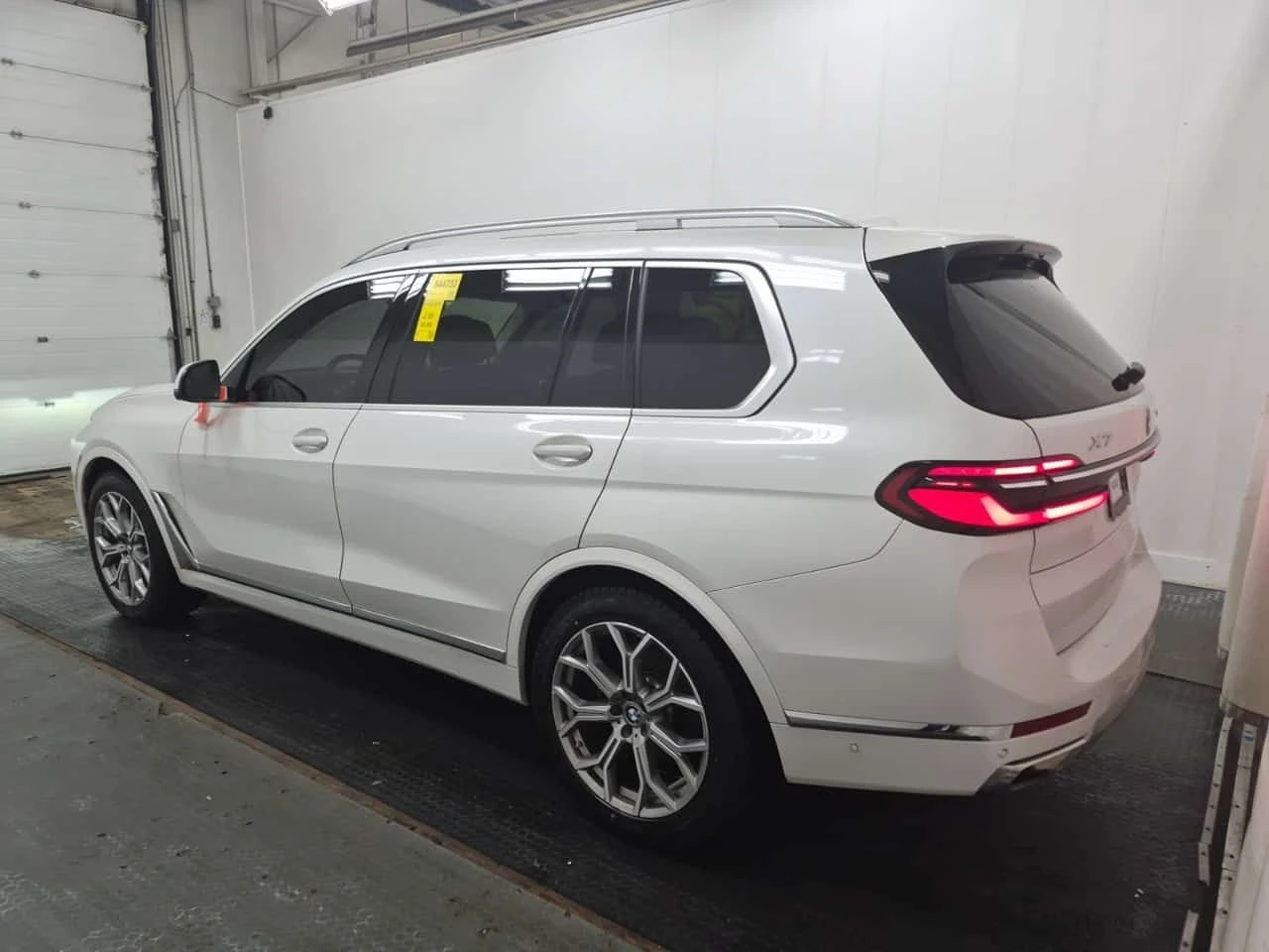 BMW X7 * XDRIVE40I * PANO * H/K * ОБДУХВАНЕ * , снимка 4 - Автомобили и джипове - 54479940