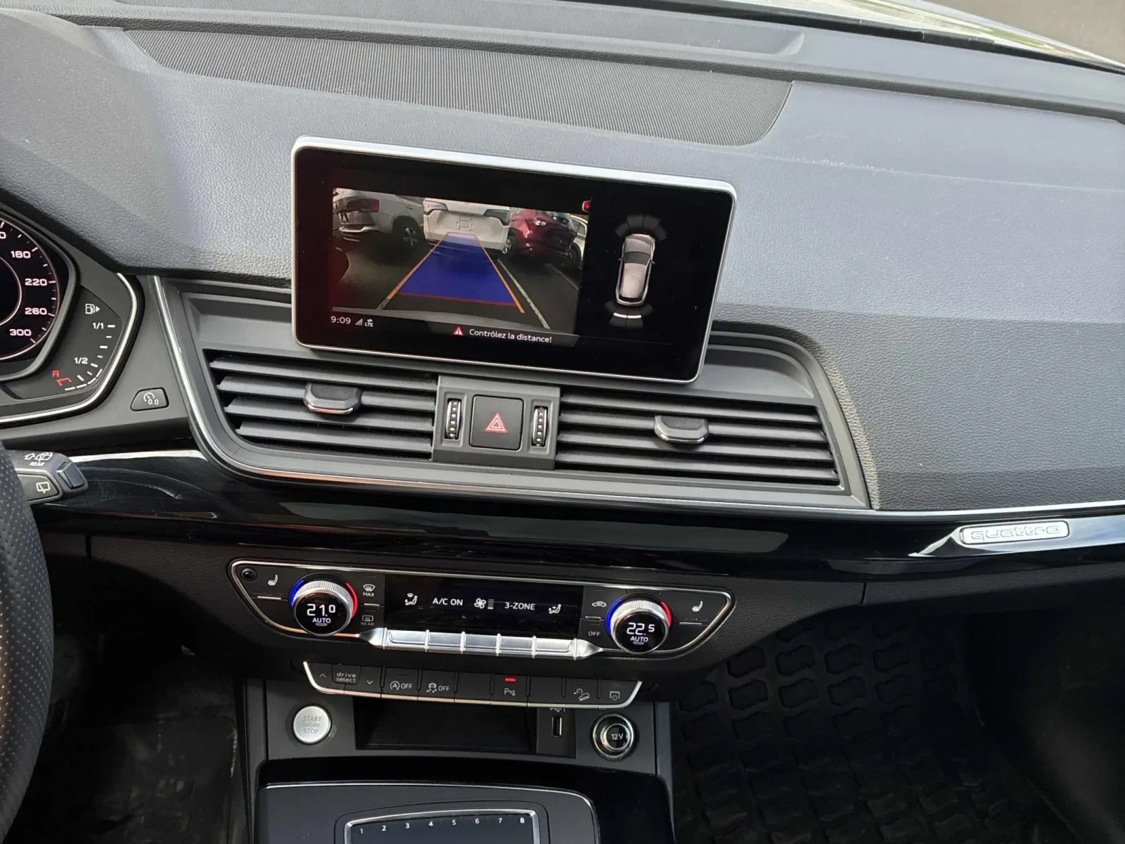 Audi Q5 * * CARFAX * * АВТО КРЕДИТ * * Цена до БГ * * , снимка 12 - Автомобили и джипове - 54577410