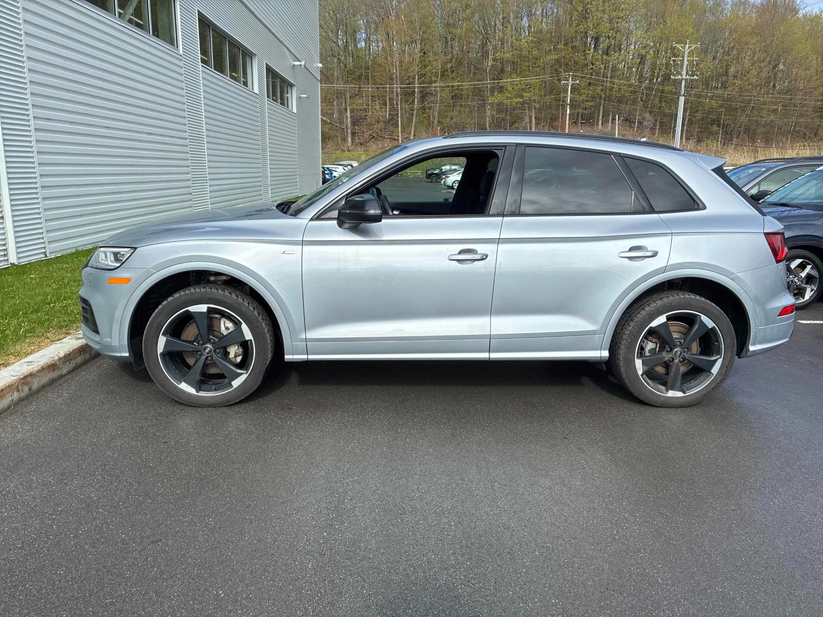 Audi Q5 * * CARFAX * * АВТО КРЕДИТ * * Цена до БГ * * , снимка 3 - Автомобили и джипове - 54577410
